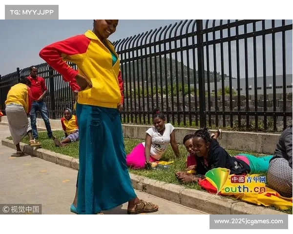 非洲杯赛场球迷氛围热烈,展现足球文化魅力 非洲杯赛场球迷氛围热烈,展现足球文化魅力