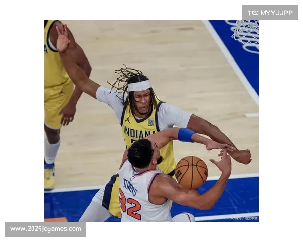 骑士主场历史交锋占优,雷霆年轻阵容冲击力成变数 骑士主场历史交锋占优,雷霆年轻阵容冲击力成变数